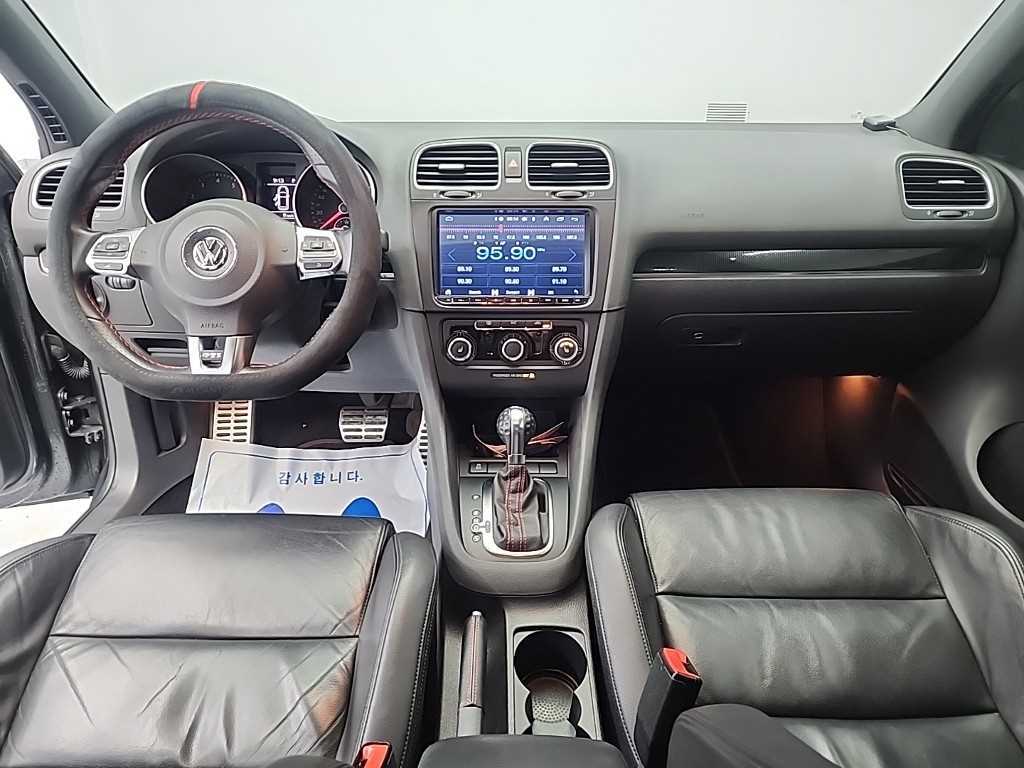 Volkswagen Golf - Vista 7