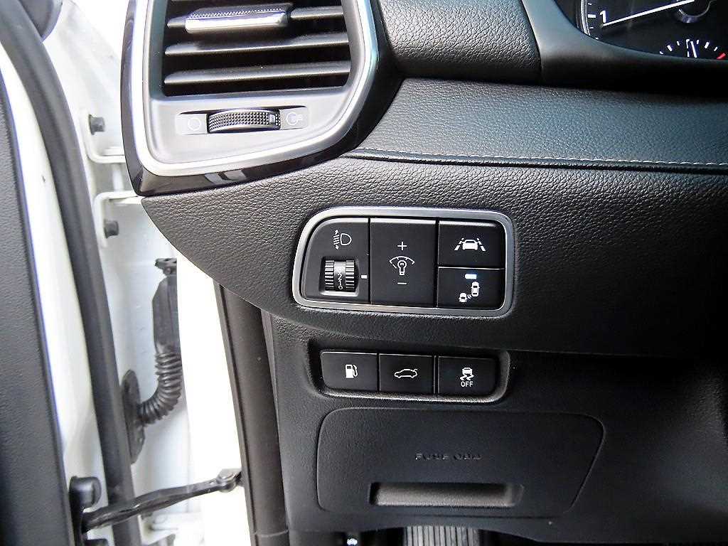 HYUNDAI Grandeur 2019 Blanco - Importación desde Corea - HF Imports Iquique - Foto 13