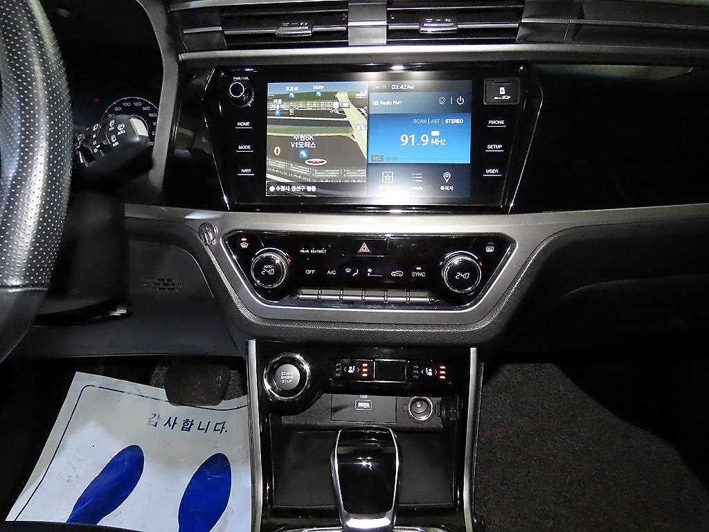 Ssangyong Korando - Vista 11