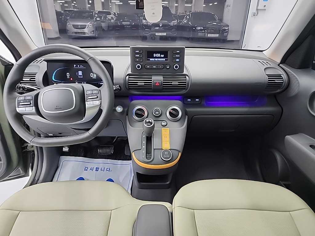 HYUNDAI Casper - Vista 8