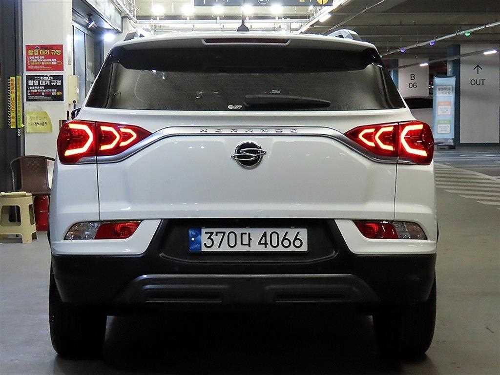 Ssangyong Korando - Vista 5