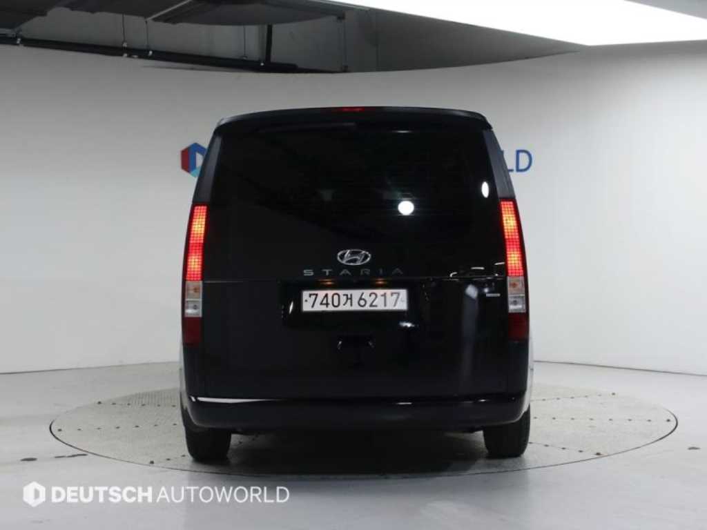 HYUNDAI Staria - Vista 4
