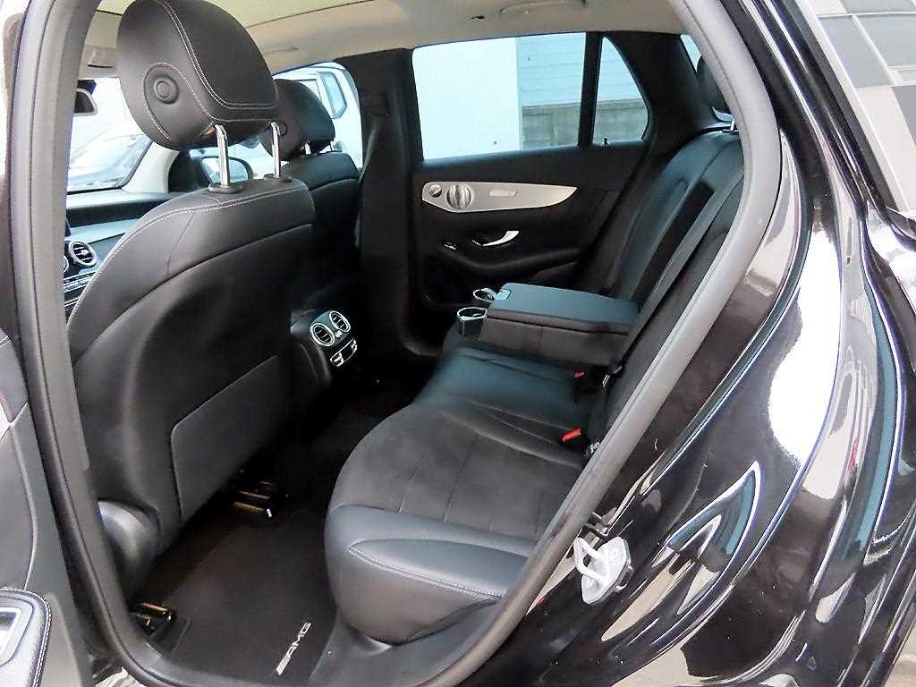 Mercedes Benz GLC Class - Vista 6