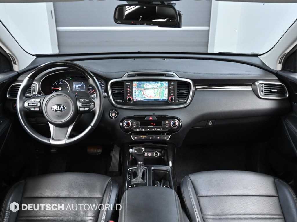 KIA Sorento - Vista 7