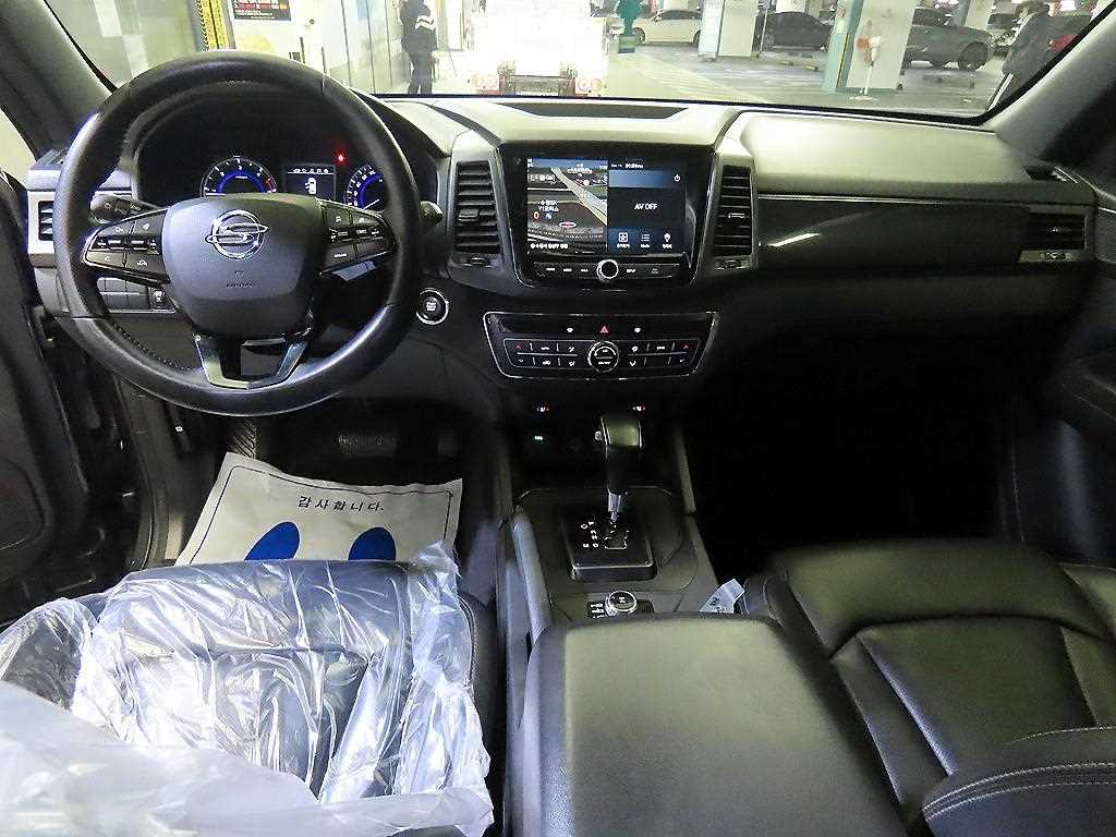 Ssangyong Rexton - Vista 10