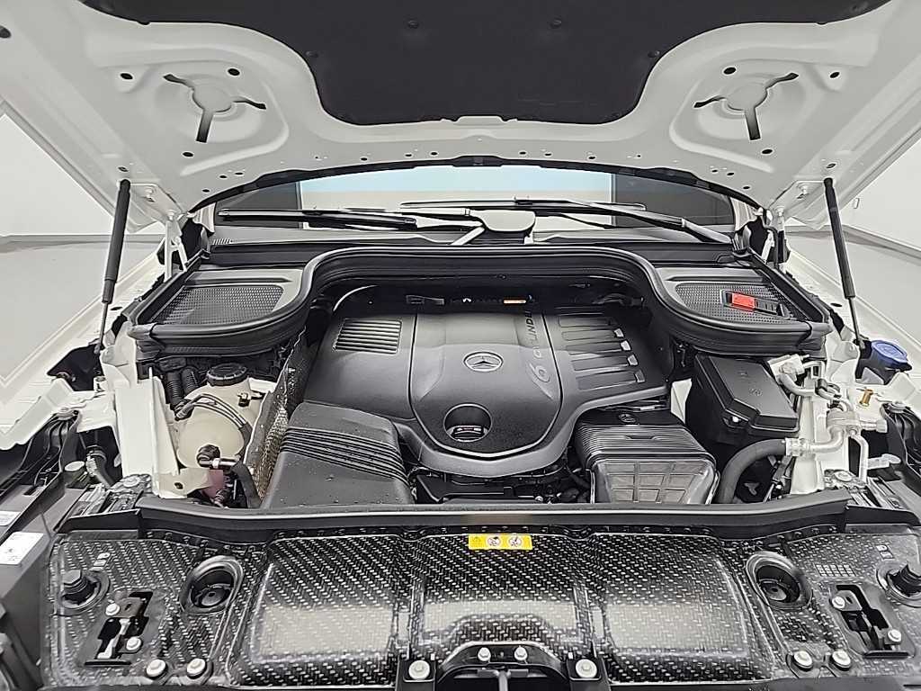 Mercedes Benz GLE Class - Vista 5