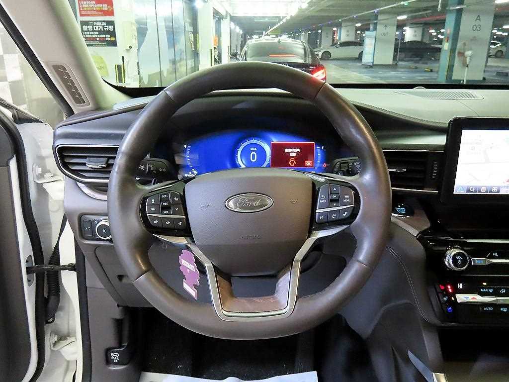 Ford Explorer - Vista 8