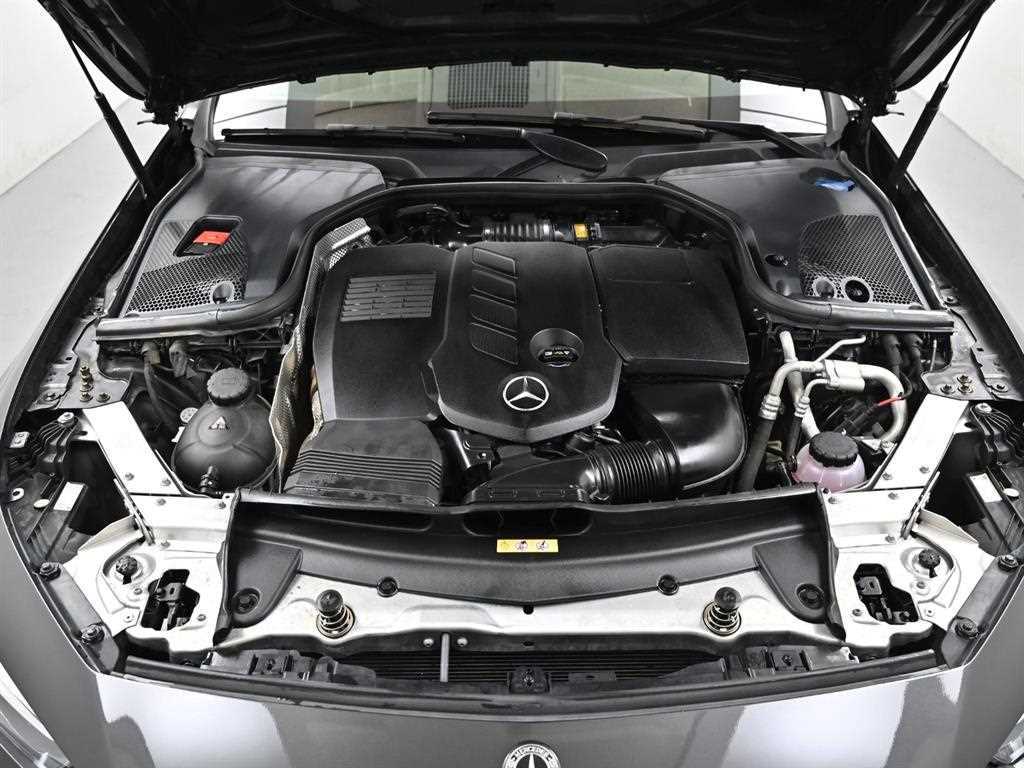 Mercedes Benz CLS Class - Vista 6