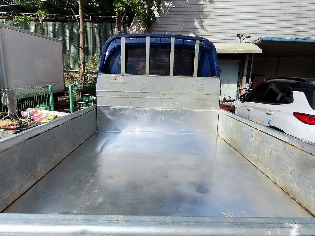 Small Truck Cargo (small) - Vista 4