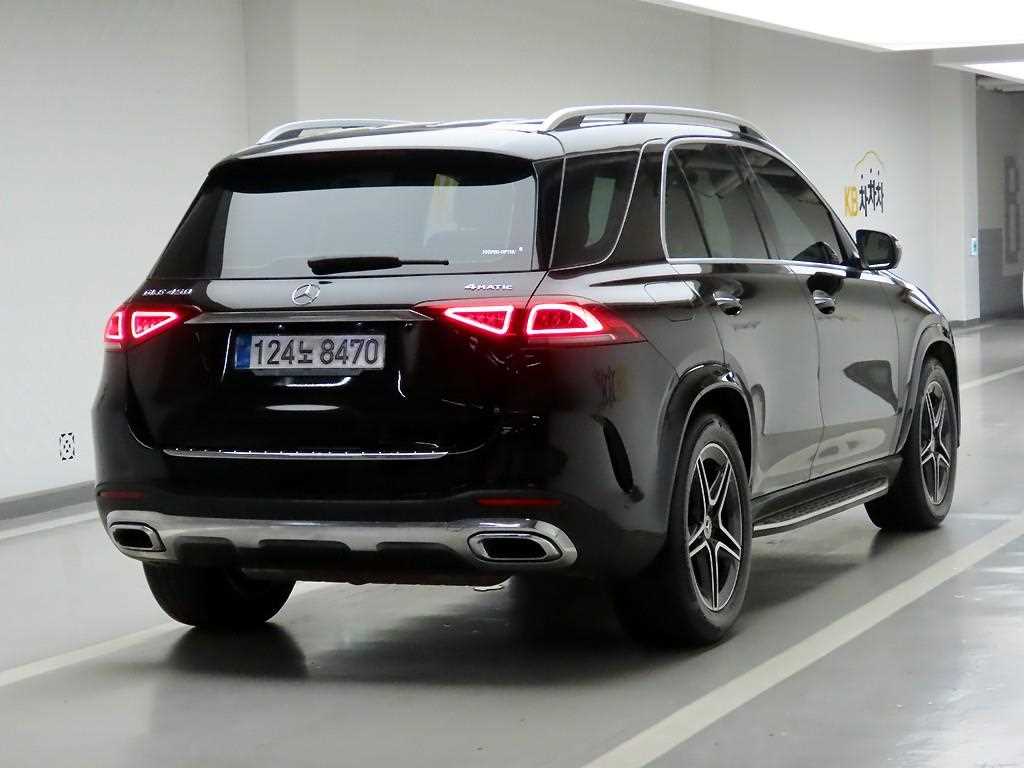 Mercedes Benz GLE Class - Vista 4