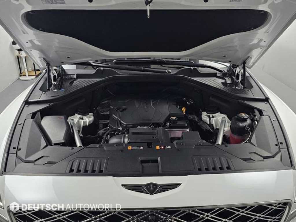 Genesis GV80 - Vista 6