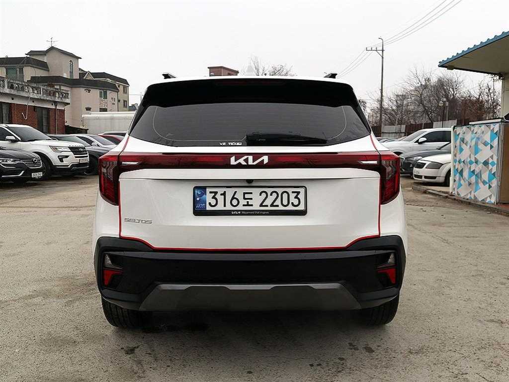 KIA Seltos - Vista 4