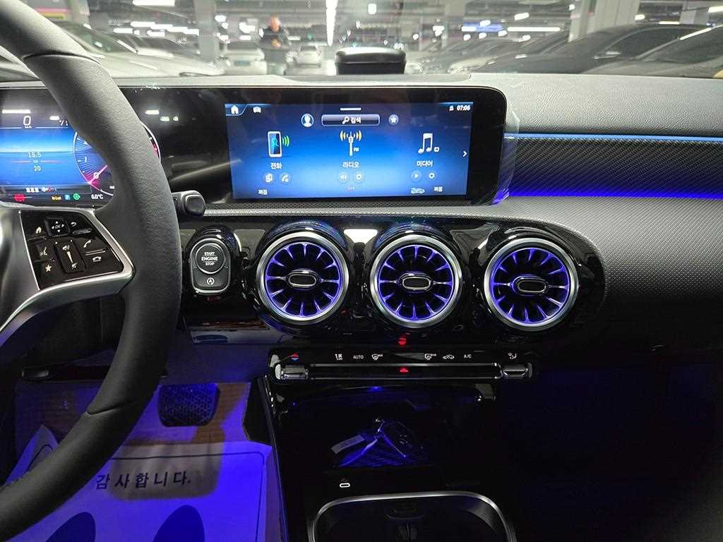 Mercedes Benz A Class - Vista 10