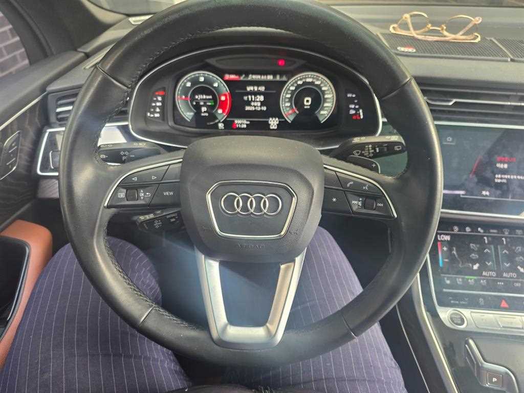 Audi Q7 - Vista 12