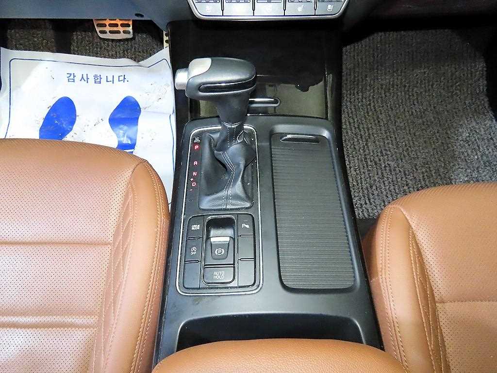 KIA Sorento - Vista 12