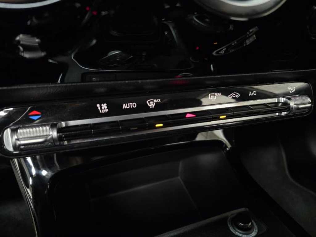 Mercedes Benz A Class 2020 Blanco - Importación desde Corea - HF Imports Iquique - Foto 13