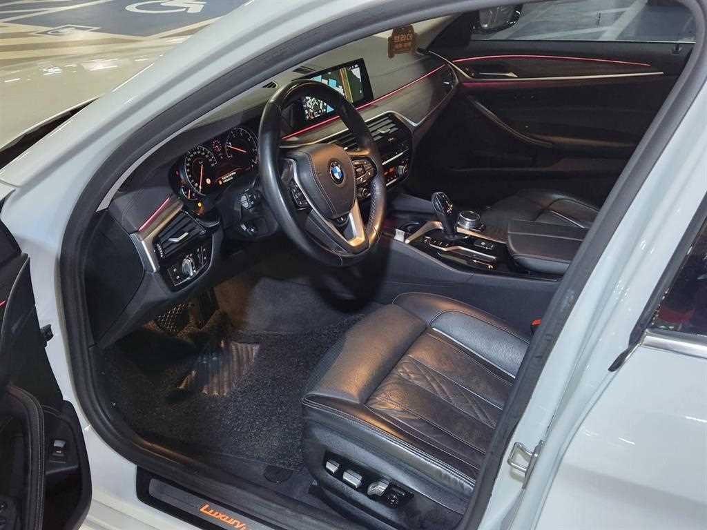 BMW 5 Series - Vista 9