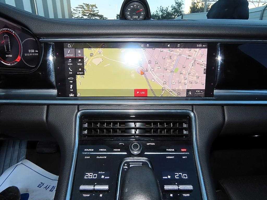 Porsche Panamera - Vista 12