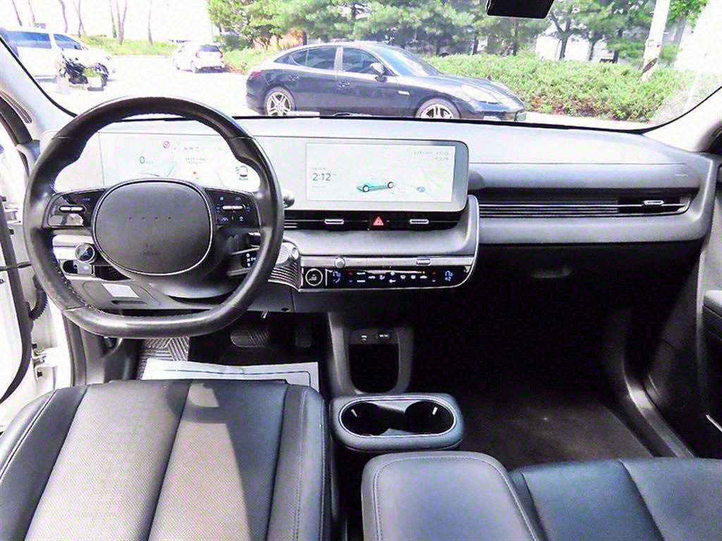 HYUNDAI Ioniq 5 - Vista 7