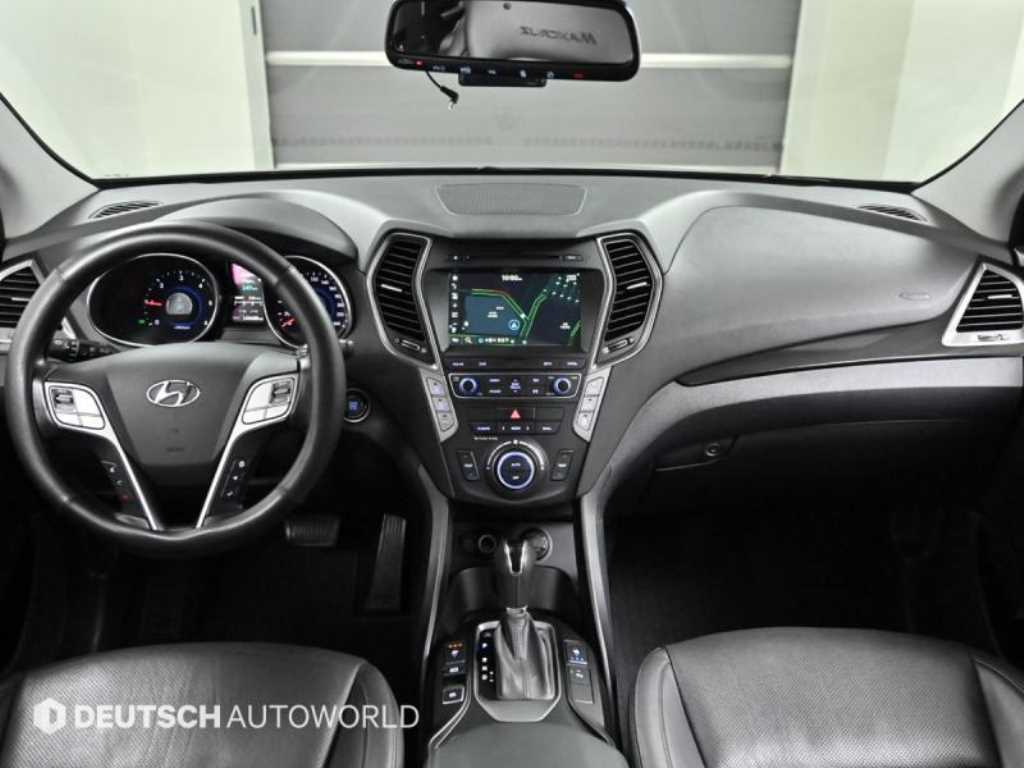 HYUNDAI Maxcruz - Vista 7