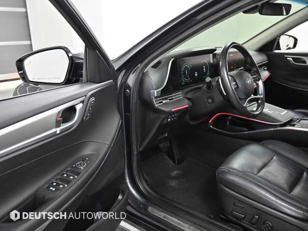 HYUNDAI Grandeur - Vista 11