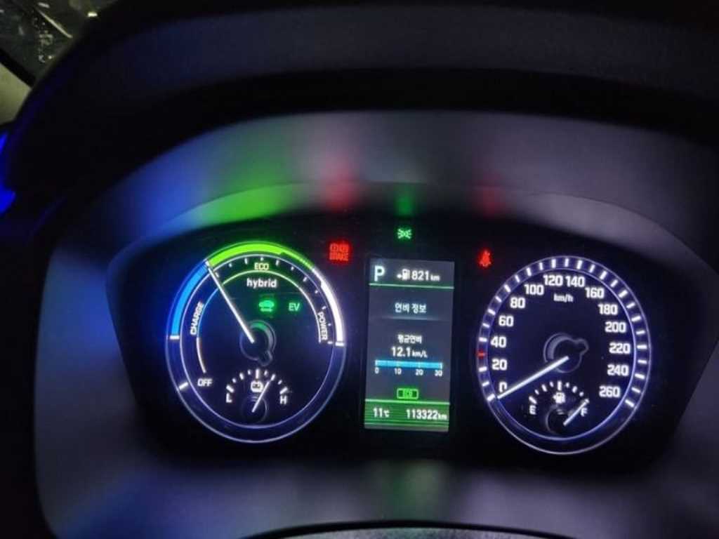 HYUNDAI Sonata - Vista 8