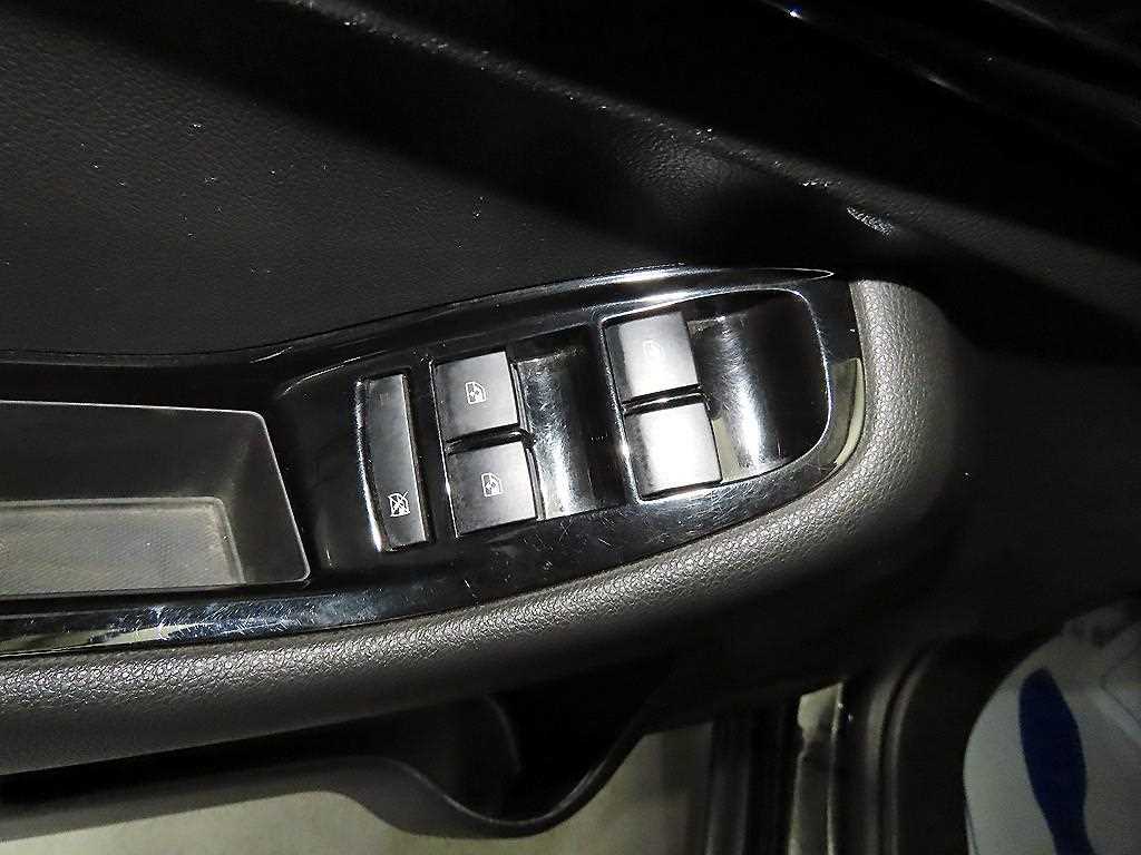 Chevrolet Orlando 2014 Negro - Importación desde Corea - HF Imports Iquique - Foto 13