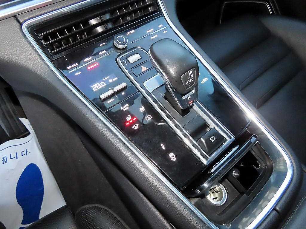 Porsche Panamera - Vista 10