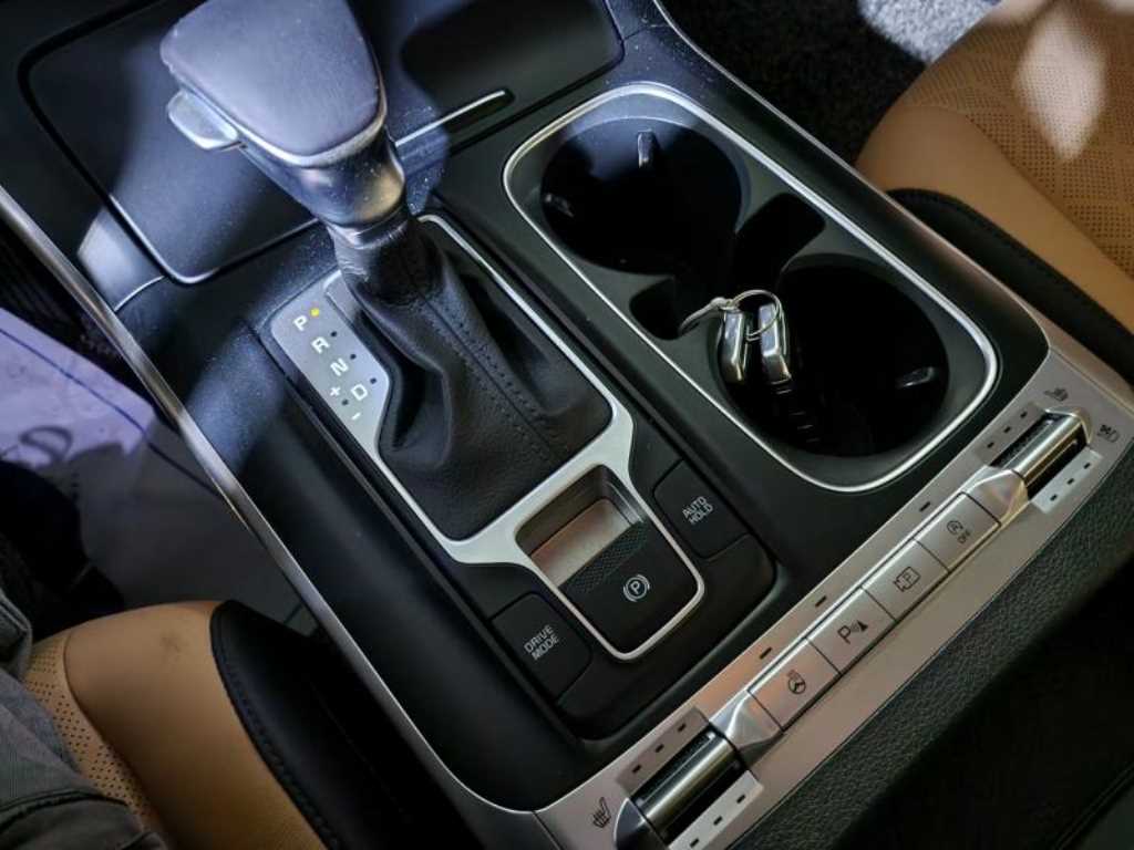 KIA Carnival 2022 Negro - Importación desde Corea - HF Imports Iquique - Foto 16