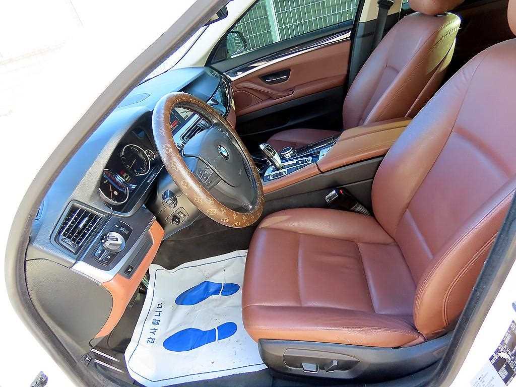 BMW 5 Series - Vista 5