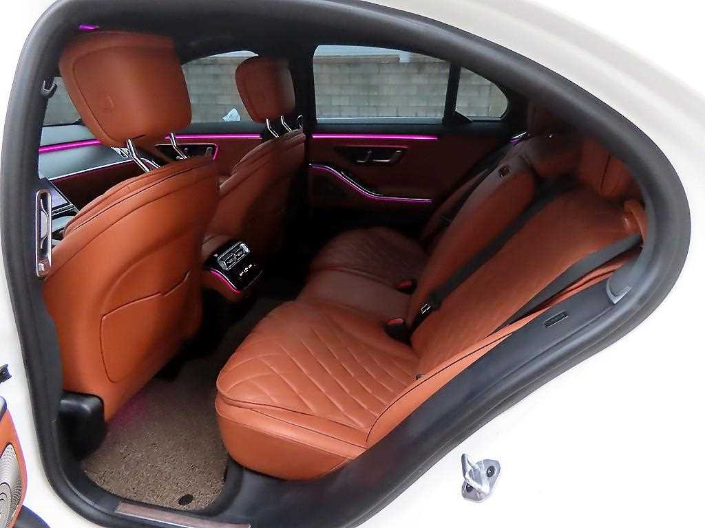 Mercedes Benz S Class - Vista 6