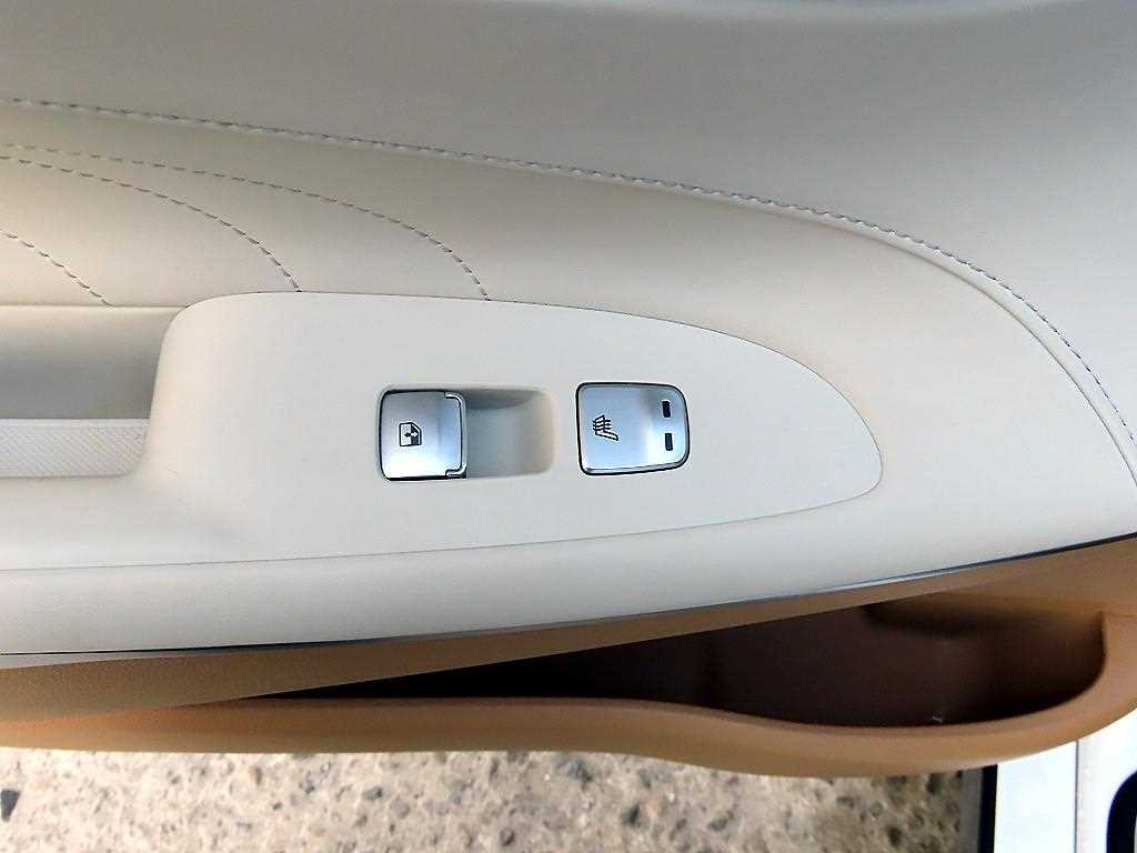 HYUNDAI Grandeur 2022 Blanco - Importación desde Corea - HF Imports Iquique - Foto 15