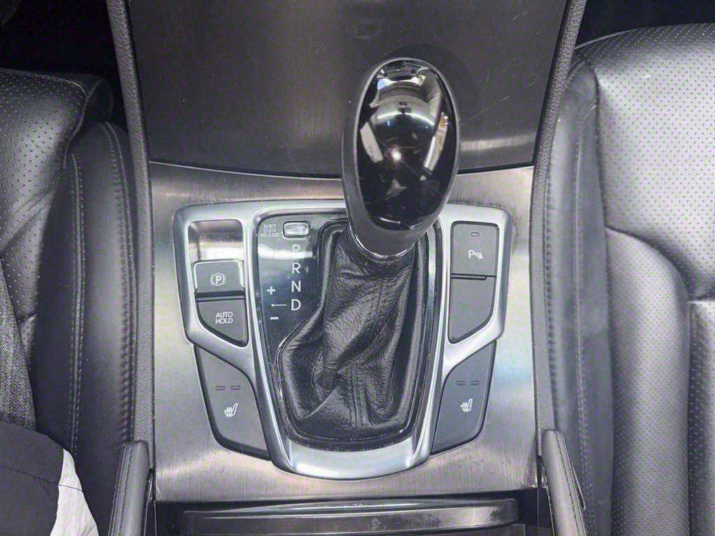 HYUNDAI Grandeur - Vista 12