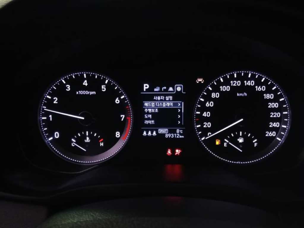 HYUNDAI Grandeur - Vista 12