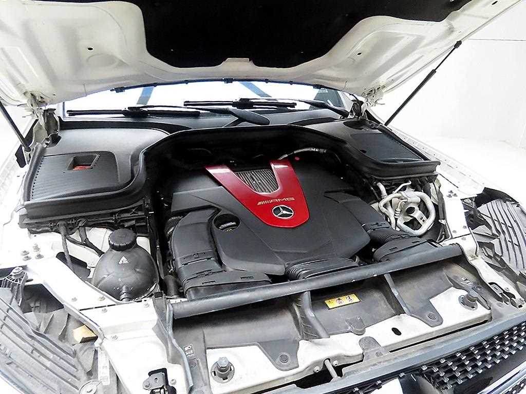 Mercedes Benz GLC Class 2018 Blanco - Importación desde Corea - HF Imports Iquique - Foto 18