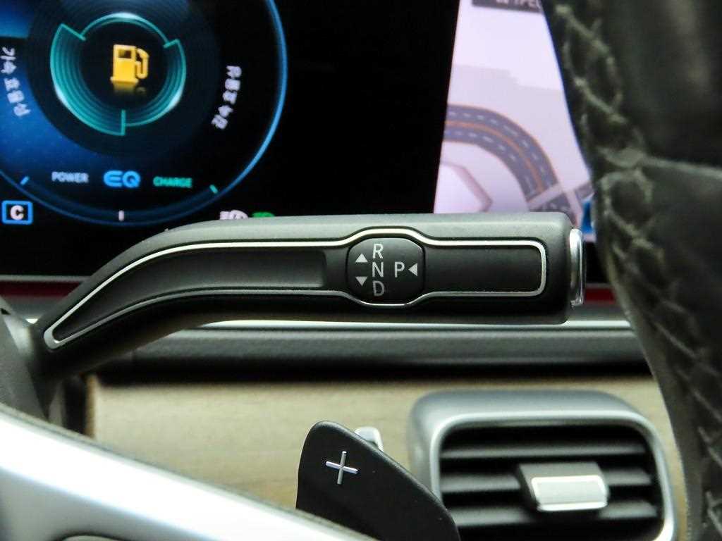 Mercedes Benz GLE Class - Vista 9