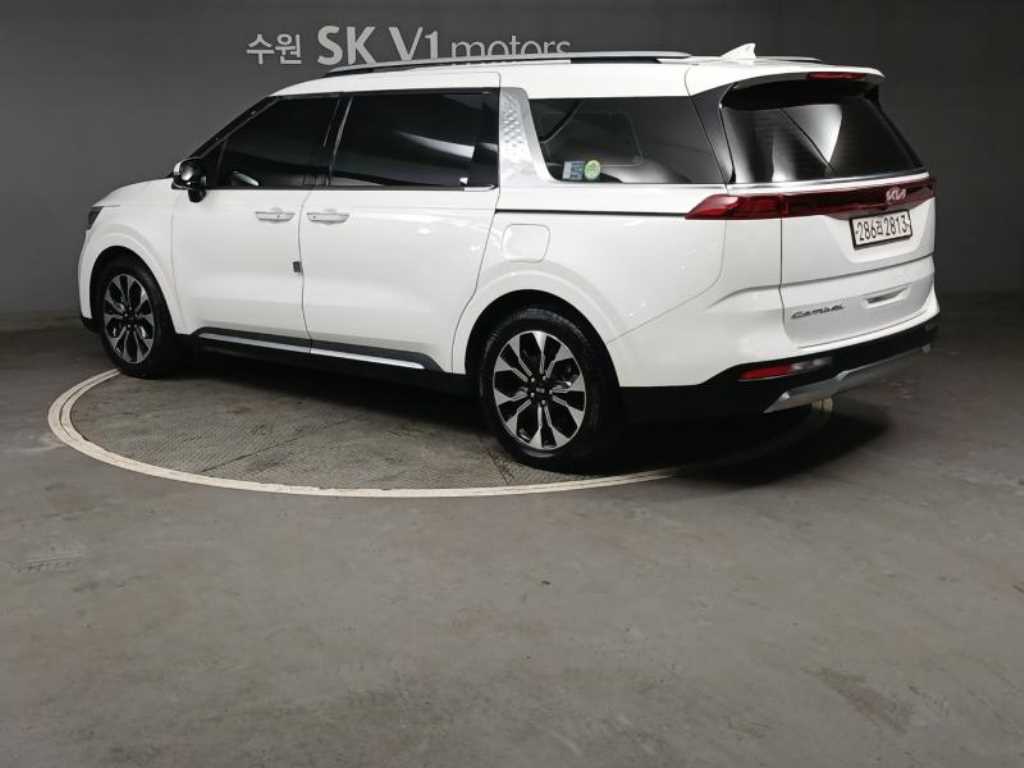 KIA Carnival - Vista 4