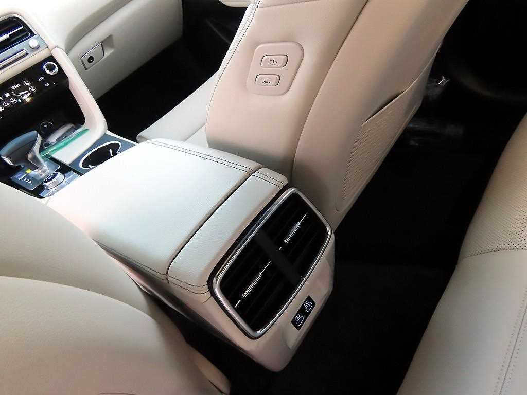 Genesis G70 2025 Gris - Importación desde Corea - HF Imports Iquique - Foto 16