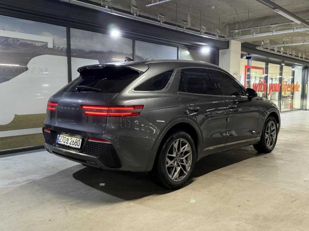 Genesis GV70 - Vista 4