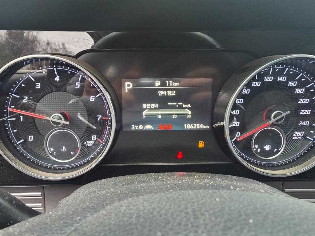 HYUNDAI Grandeur - Vista 9