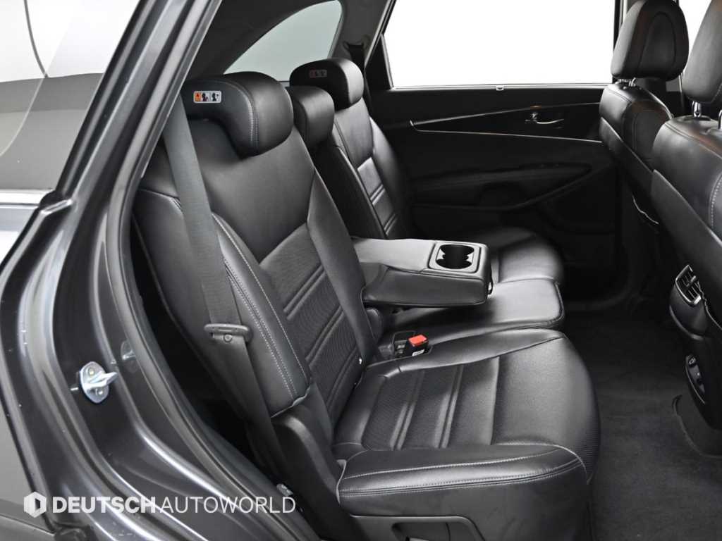 KIA Sorento - Vista 12