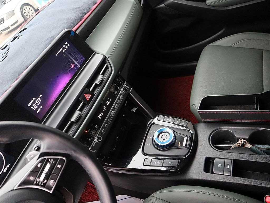 KIA Seltos - Vista 10