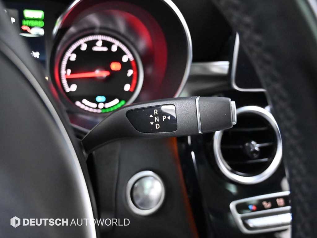 Mercedes Benz GLC Class - Vista 9