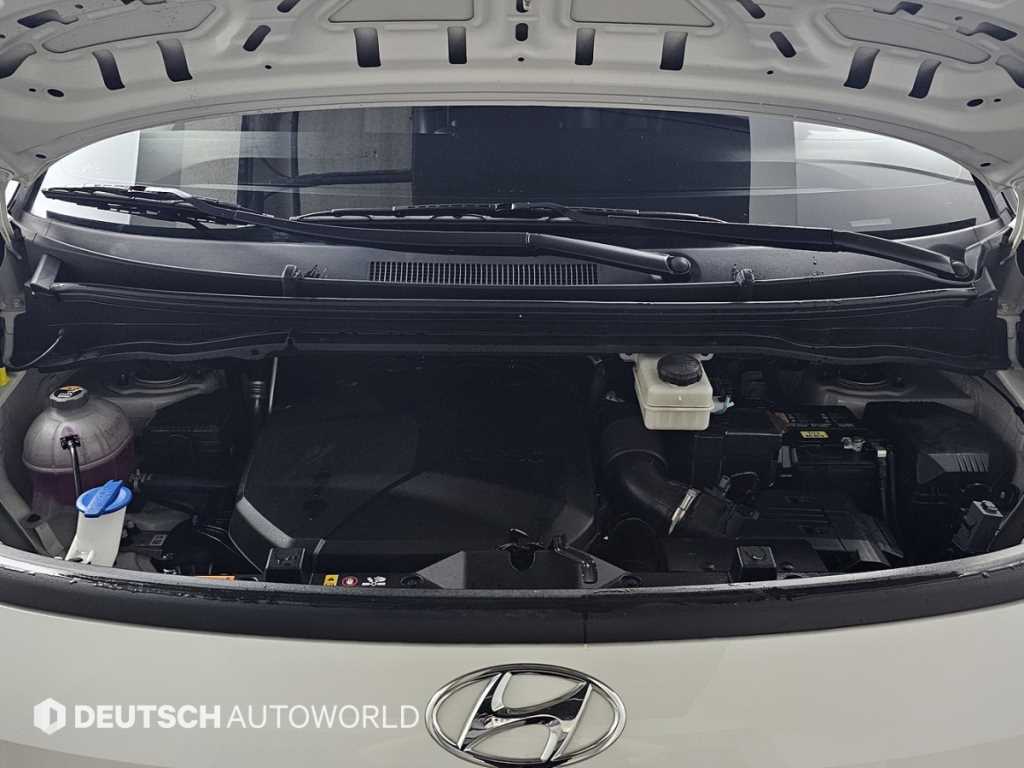 HYUNDAI Staria - Vista 6