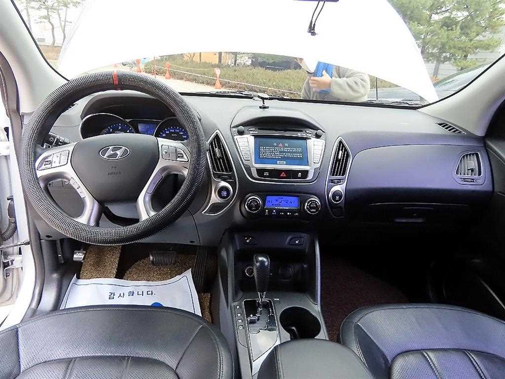 HYUNDAI Tucson - Vista 7