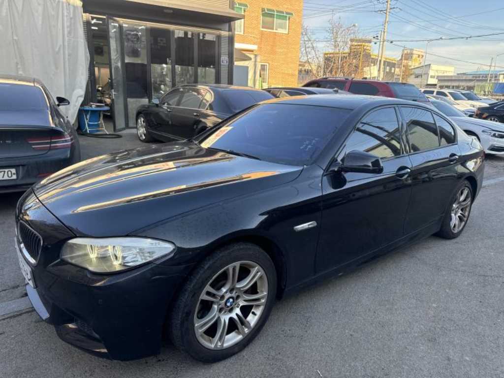 BMW 5 Series - Vista 2