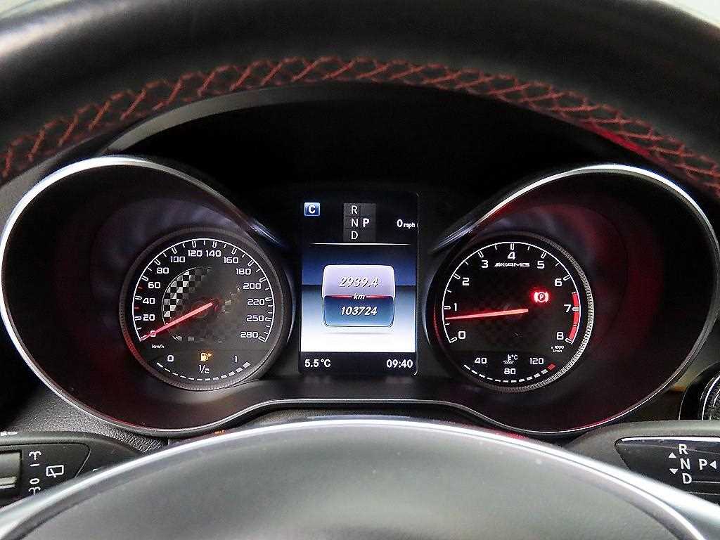 Mercedes Benz GLC Class - Vista 8