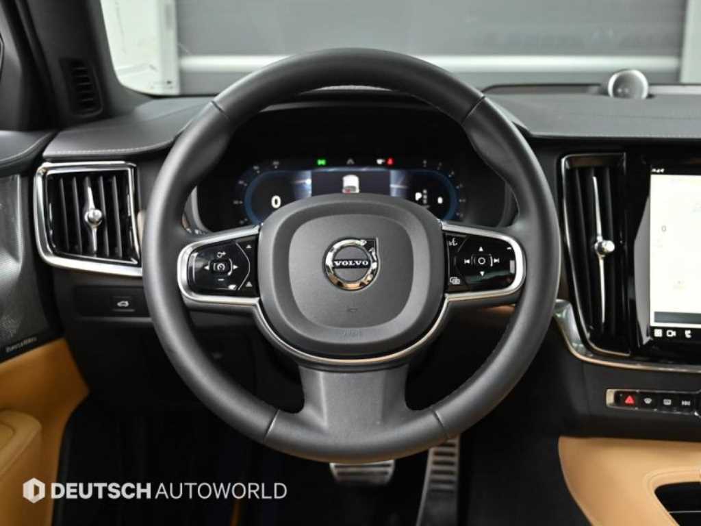 Volvo S90 - Vista 11