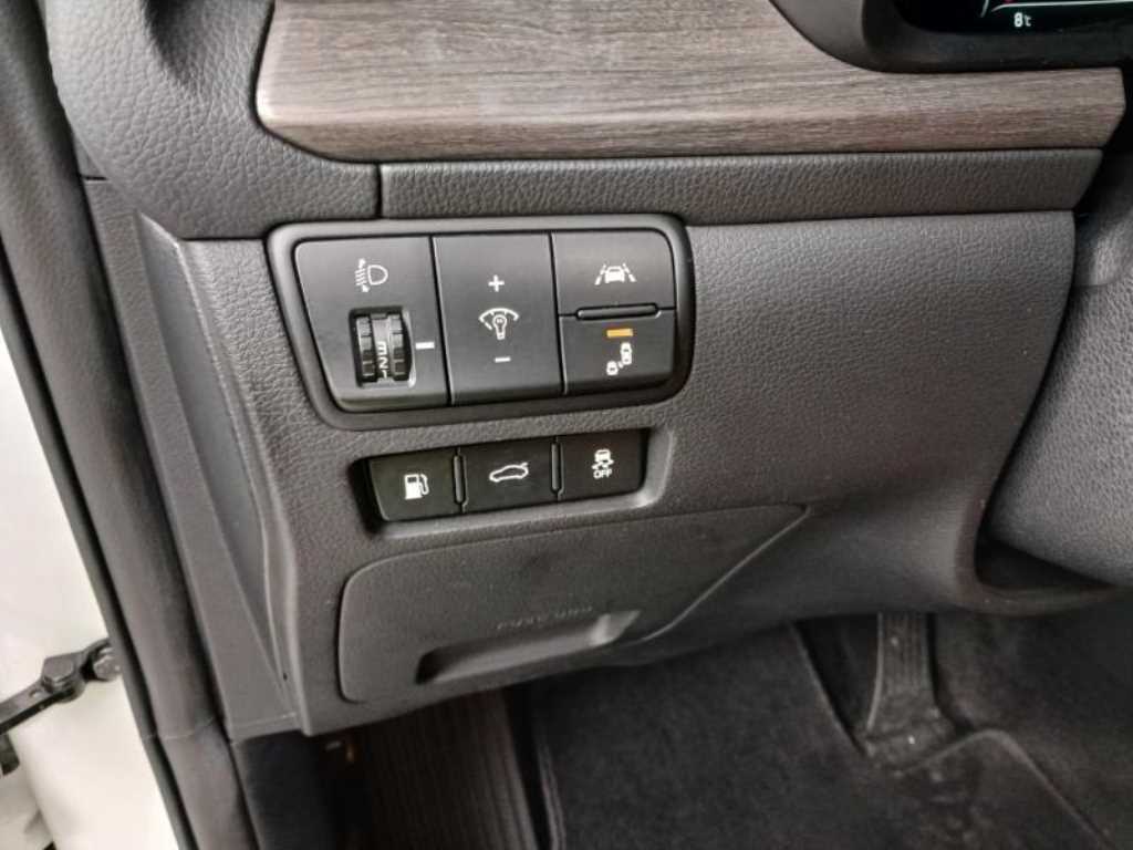 KIA K7 - Vista 10