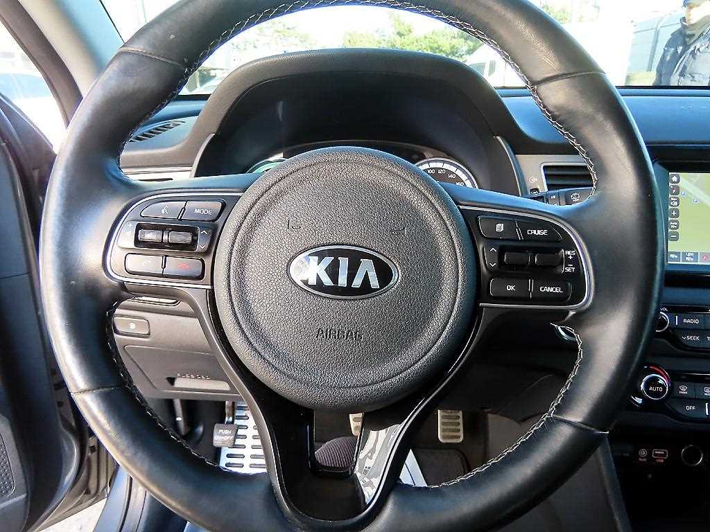 KIA Niro - Vista 8